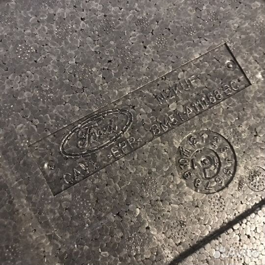 Наполнитель багажника Ford Focus 3