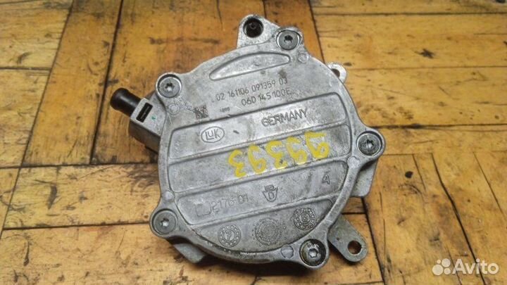 Насос вакуумный Audi A4 B7 2.0 2009