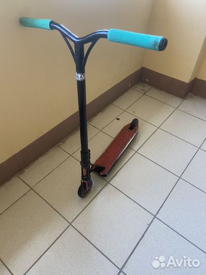 Трюковой самокат