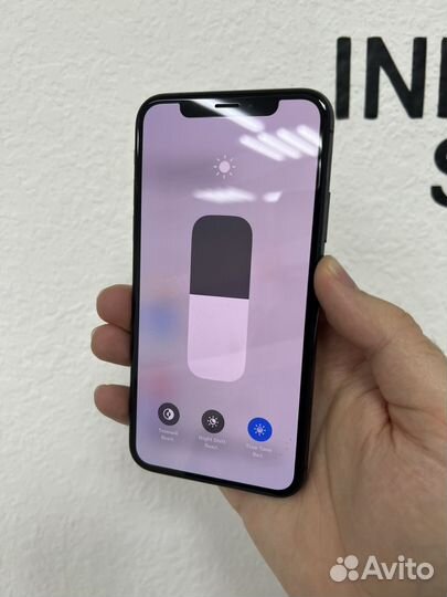 iPhone X, 64 ГБ