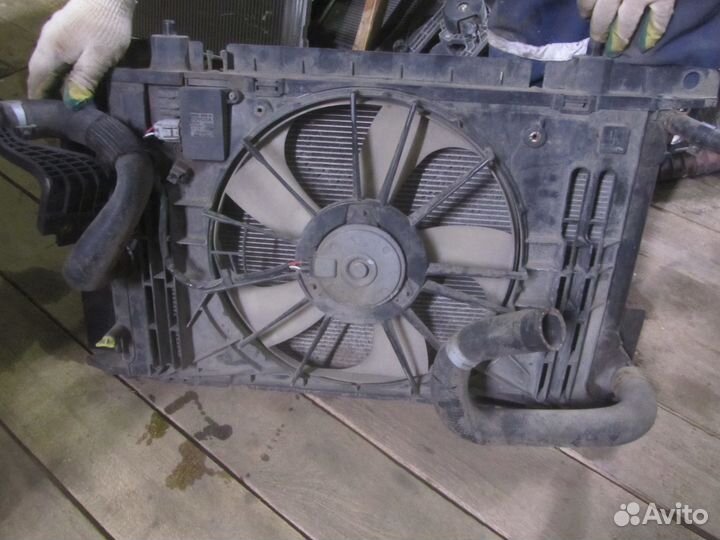 Диффузор вентилятора Toyota Corolla E15 2006-2013