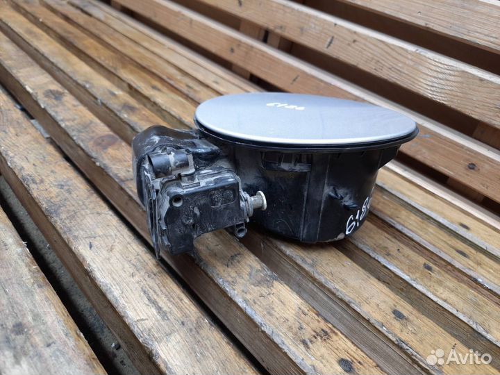 Лючок топливного бака Opel Astra J 2012 13354563