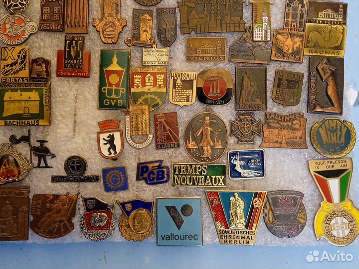 Значки городов Прибалтики ГДР и другие