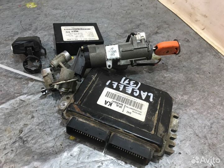 Блок управления двигателем эбу к-т Chevrolet