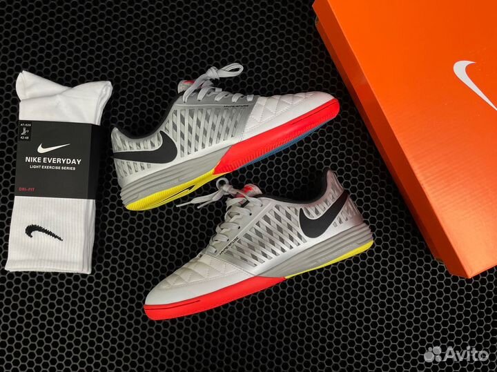 Футзалки nike lunar gato