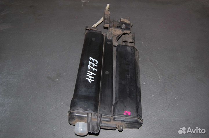 Адсорбер паров топлива