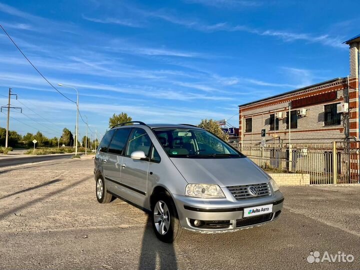 Volkswagen Sharan 2.0 МТ, 2008, 268 000 км