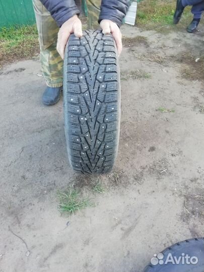 Резина зимняя р15 на дисках шипы