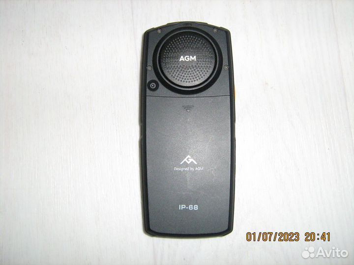 AGM M7 Водоупорный кнопочный телефон с Android