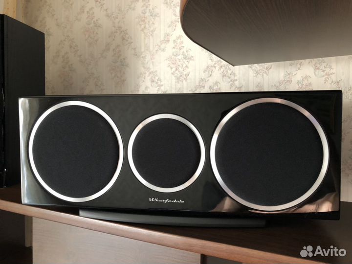 Центральный канал Wharfedale diamond 220 C