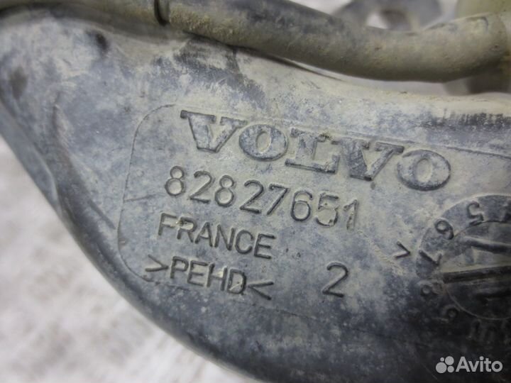 Горловина бачка омывателя Volvo 82827651
