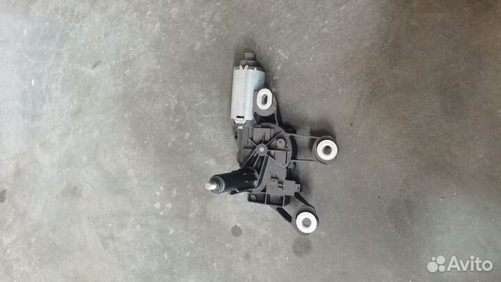 Моторчик заднего дворника freelander 2