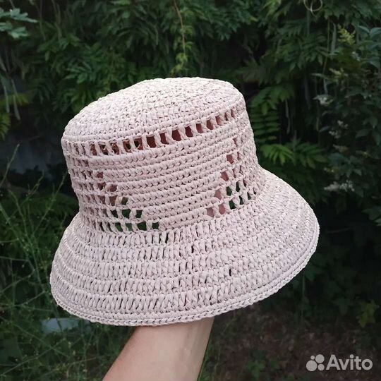 Панама из рафии