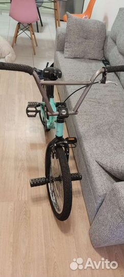 Трюковой велосипед BMX