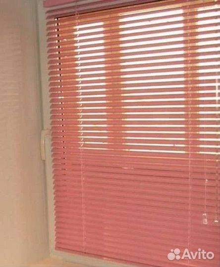 Жалюзи горизонтальные, алюминий, 60 х 130 см, 2008