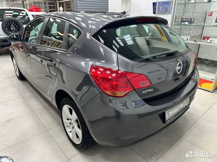 Opel Astra 1.6 МТ, 2010, 237 000 км