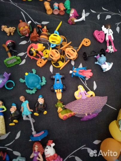 Киндер сюрприз игрушки