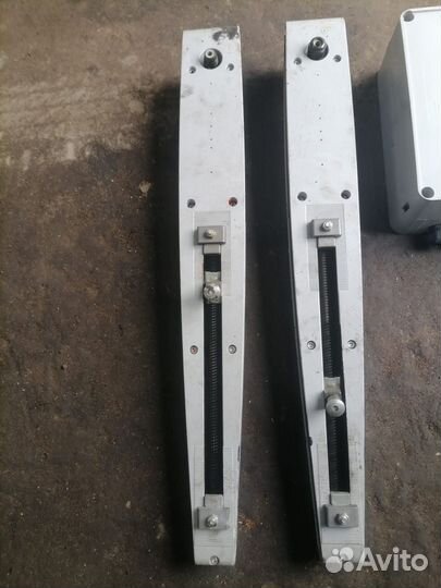 Автоматика для распашных ворот comunello