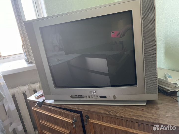 Телевизор JVC