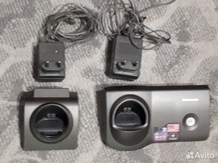 Радиотелефон dect Panasonic KX-TG 7106 RU