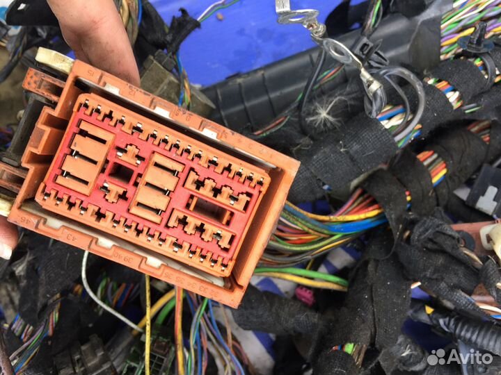 Проводка салона Land Rover Range Rover Evogue