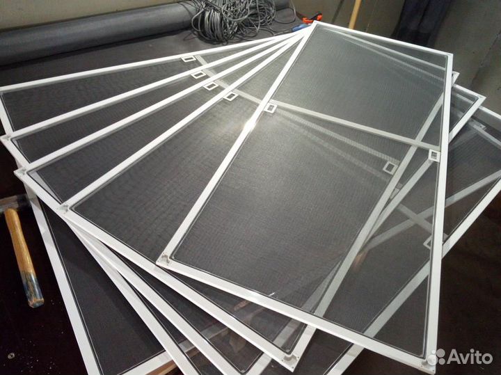 Москитные сетки на окна и двери