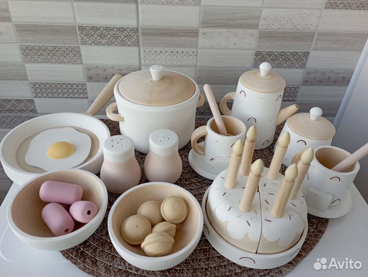 Посуда детская деревянная