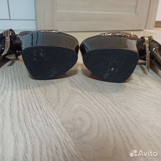 Стрипы pleaser 38