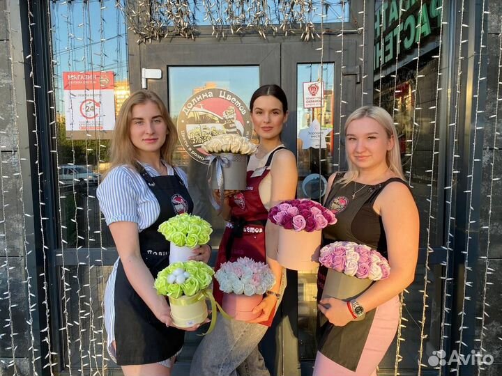 Продавец-флорист в цветочный салон в день (Москва)