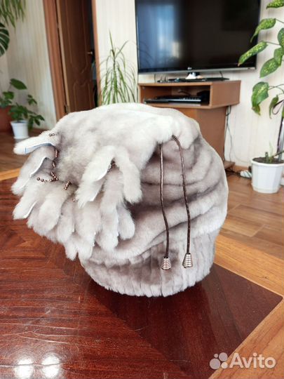 Шапка зимняя женская мутоновая