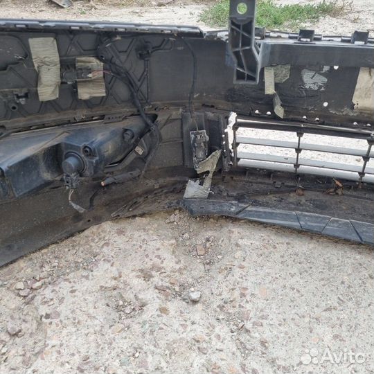 Бампер Volkswagen Passat B7