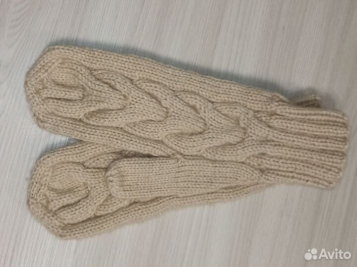 Варежки женские новые