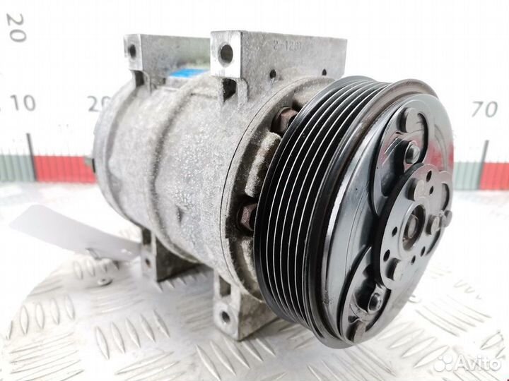 Компрессор кондиционера Volvo S40 рест. 2001