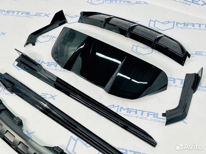Обвес BMW X5 F15 в стиле X5 G05 черный глянец