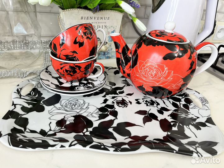 Сервиз чайный с подносом