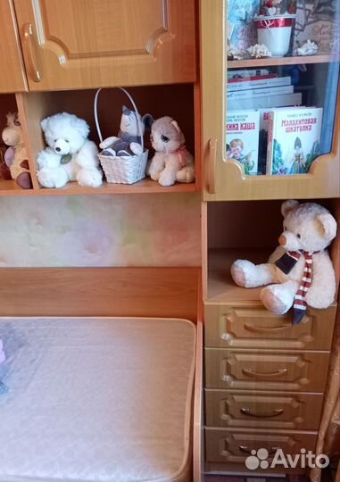 Спальный гарнитур подростковый б/у