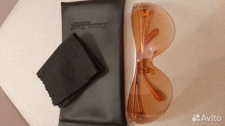 Солнцезащитные очки женские