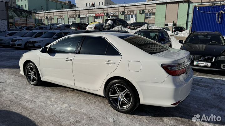 Toyota Camry 2.5 AT, 2015, 180 808 км