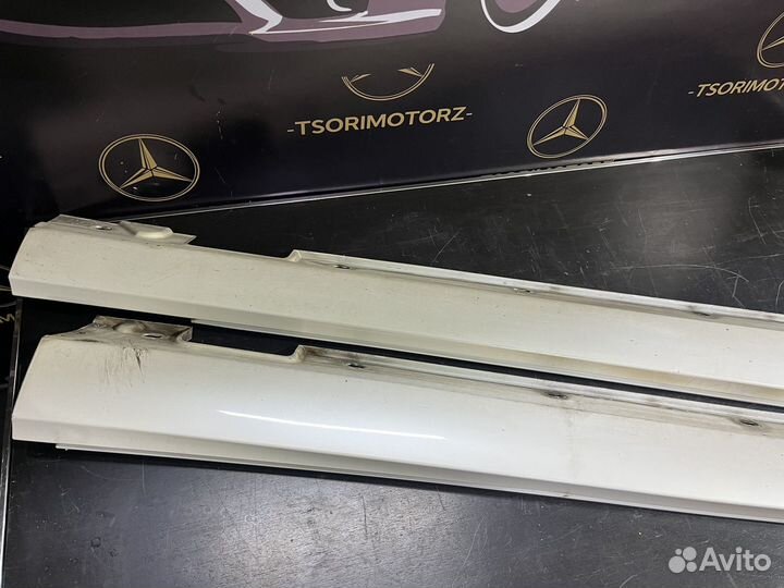 Пороги мерседес w212 e350 2012г цвет 799