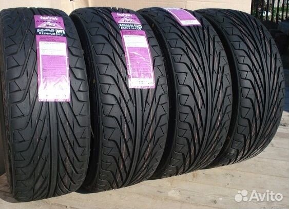 Triangle TR968 225/40 R18 92V