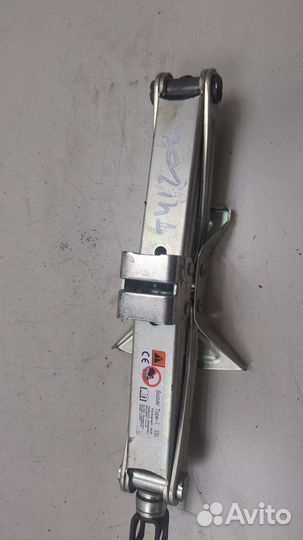 Домкрат Suzuki Vitara 2014, 2015