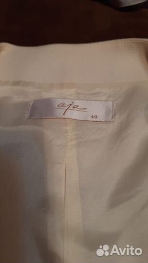 Костюм женский