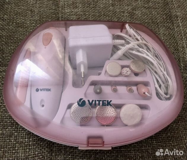 Маникюрный набор vitek VT-2204