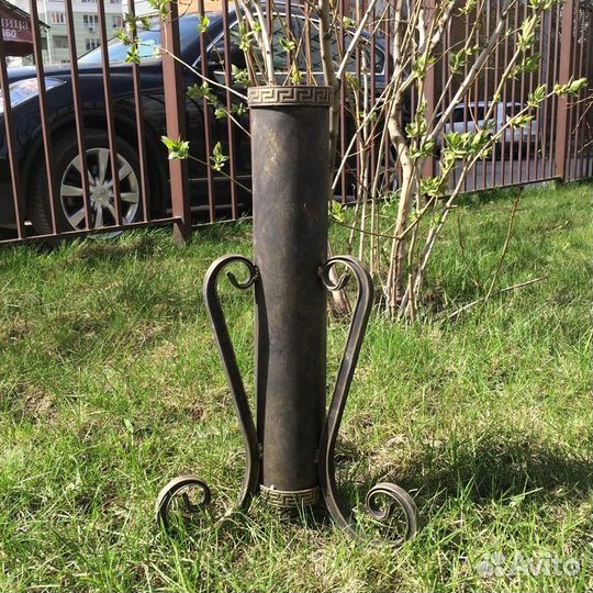 Кованая подставка для шампуров