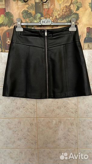 Кожаная юбка мини 42 Bershka