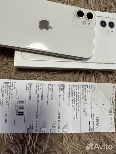 Телефон iPhone 11 128 gb