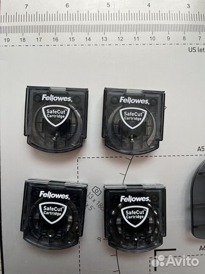 Резак роликовый Fellowes Neutron A4 Plus