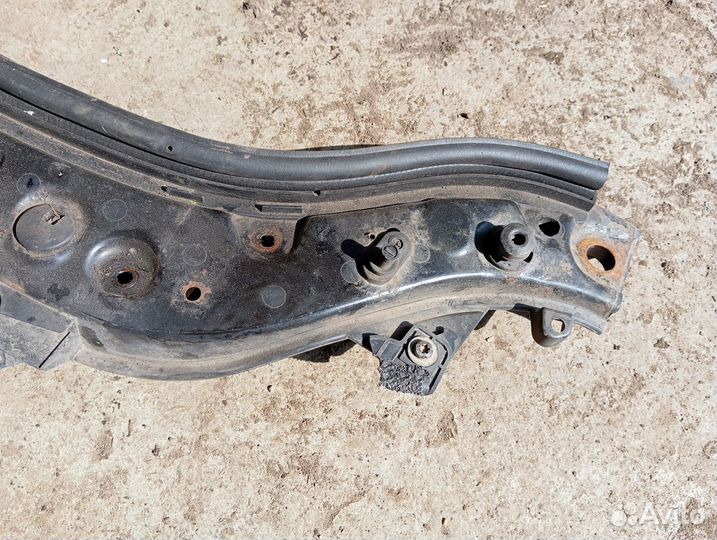 Панель передняя Телевизор Renault Megane 2