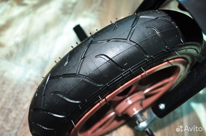 Велосипед коляска с ручкой в отличном состоянии