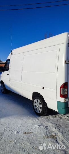 Mercedes-Benz Sprinter Classic цельнометаллический, 2005